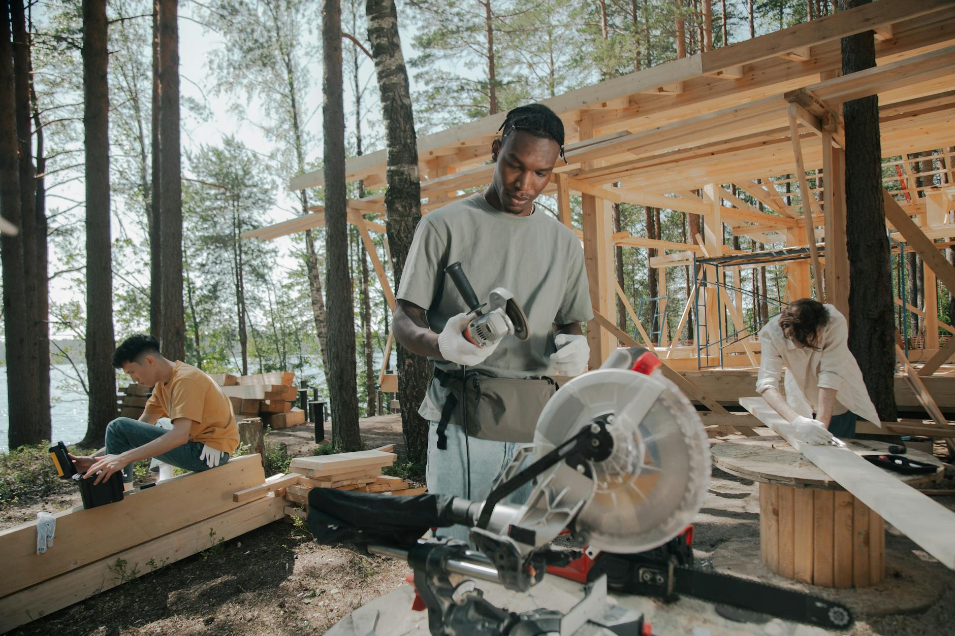 Should You Register as a Sole Trader or Limited Company as a Builder?