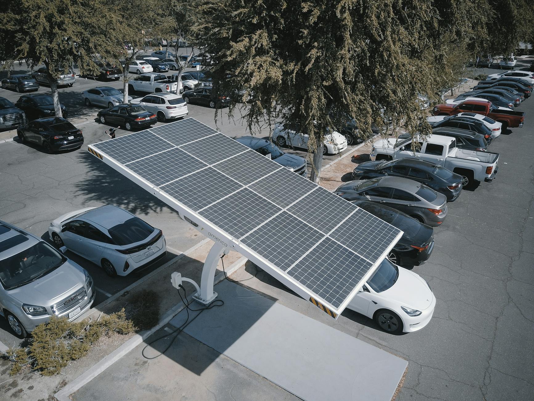 The Green Trades Boom: EV Charging, Solar and Heat Pumps Explained
