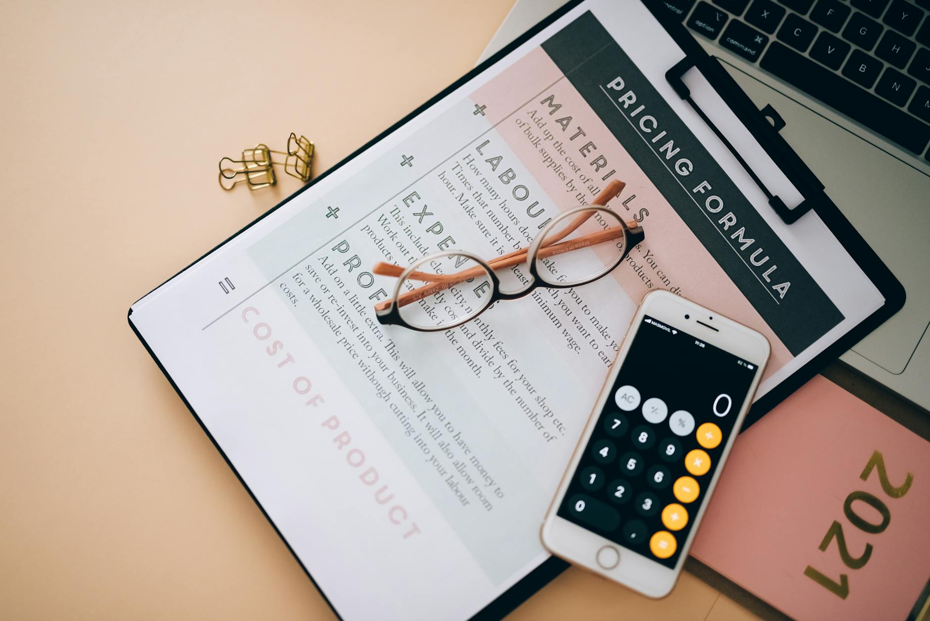 How to Price a Job When Material Costs Keep Changing