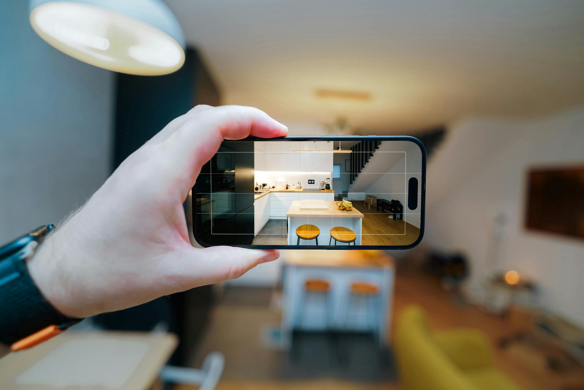 how to send a professional quote from phone tradesperson UK