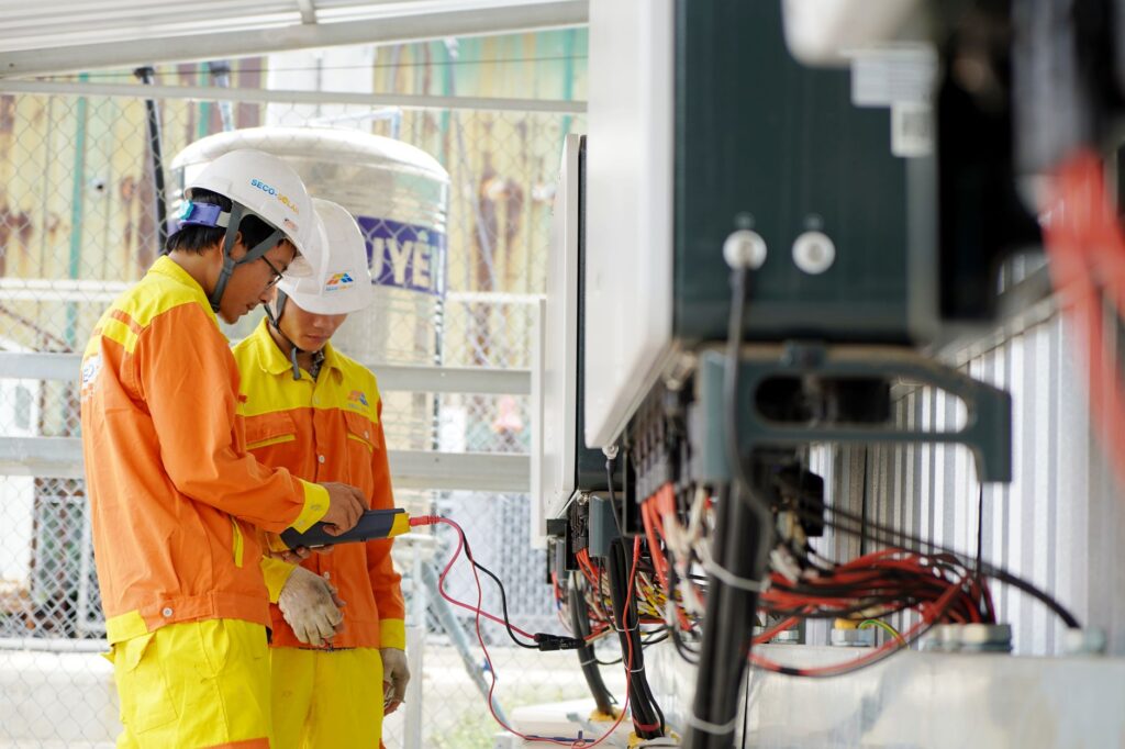 how to quote for electrical work USA