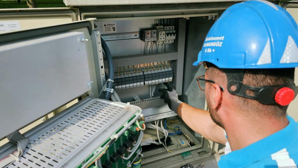 how to quote for electrical work USA rates templates