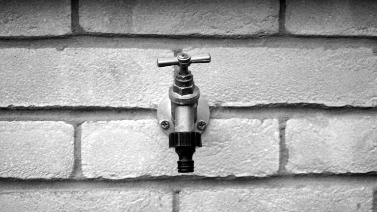 How to Start a Plumbing Business in the UK: The Complete Guide