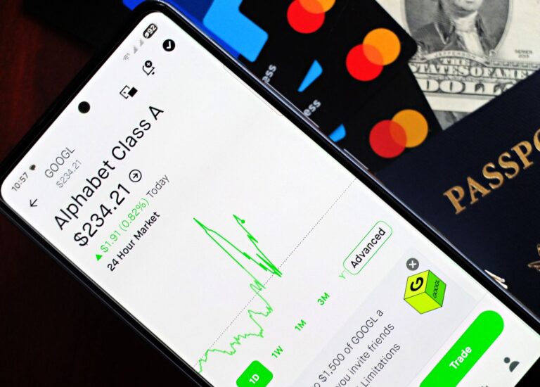 Free Quoting Apps for US Contractors: Are They Worth It?