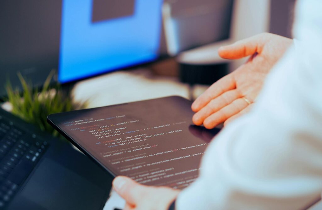 do tradespeople need quoting software or is template enough