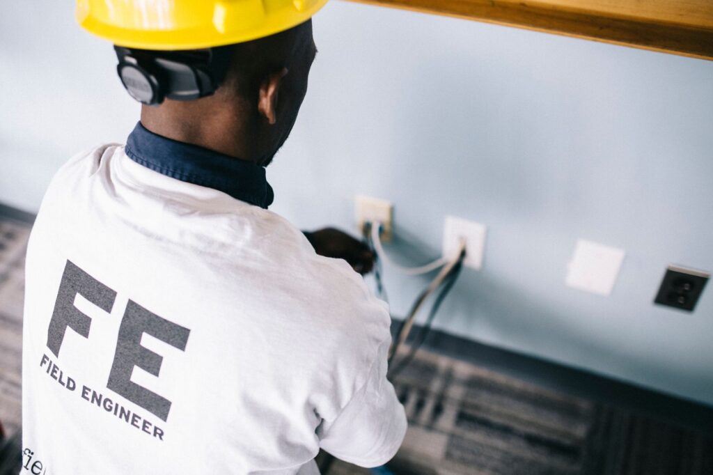 US electrician job pricing reference 2026 infographic