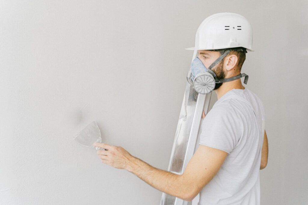 why plasterers who quote faster win more work UK 2026