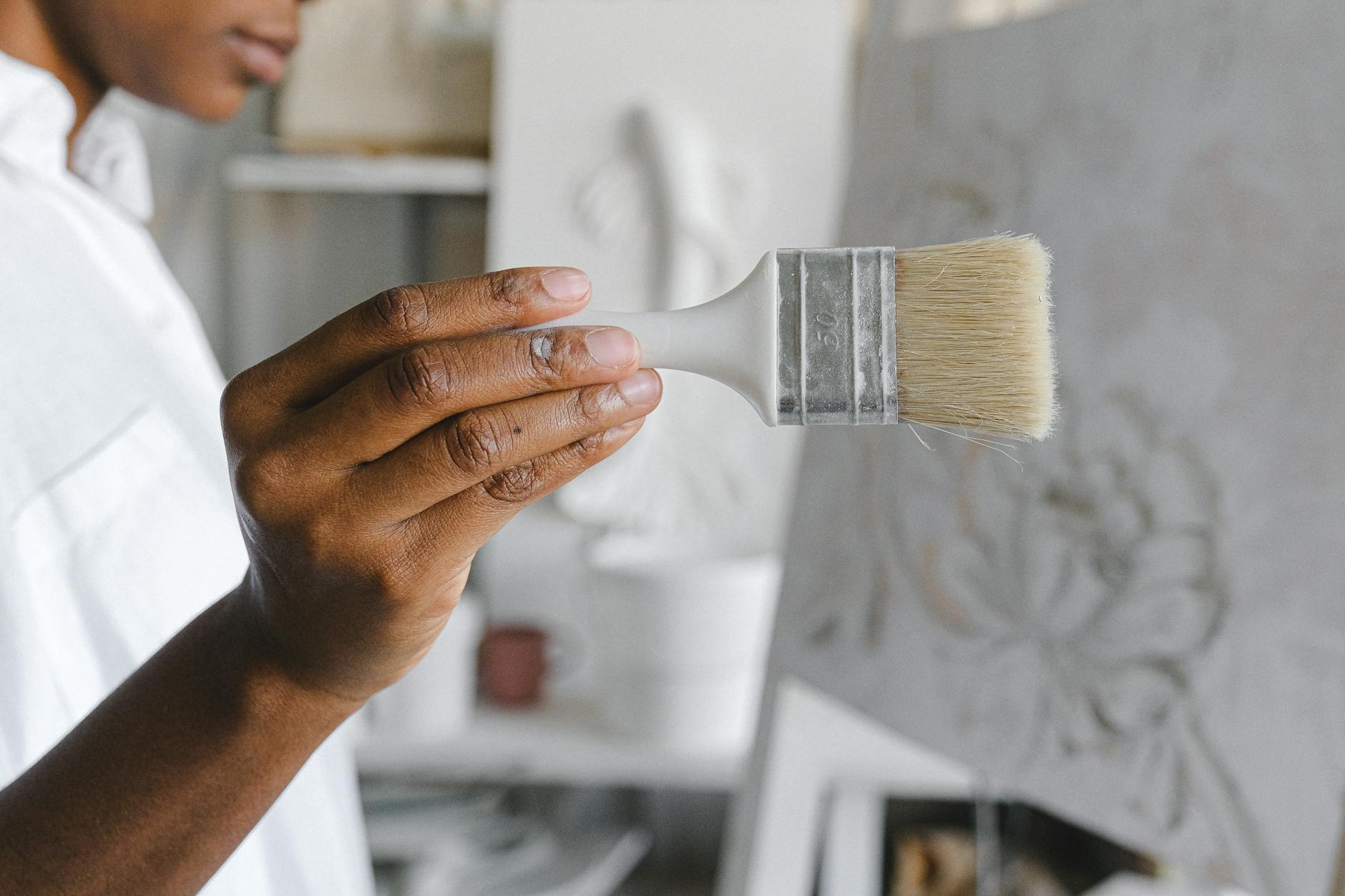 How Much Does a Painter Charge Per Hour in the USA? (2026)