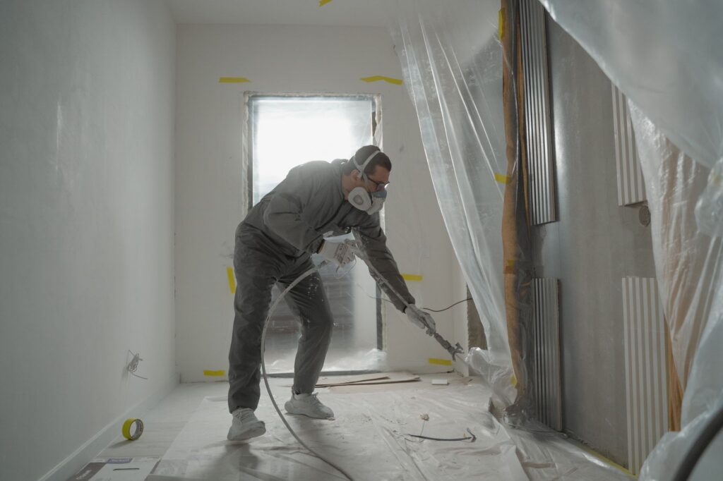 how much does a painter charge per hour USA 2026