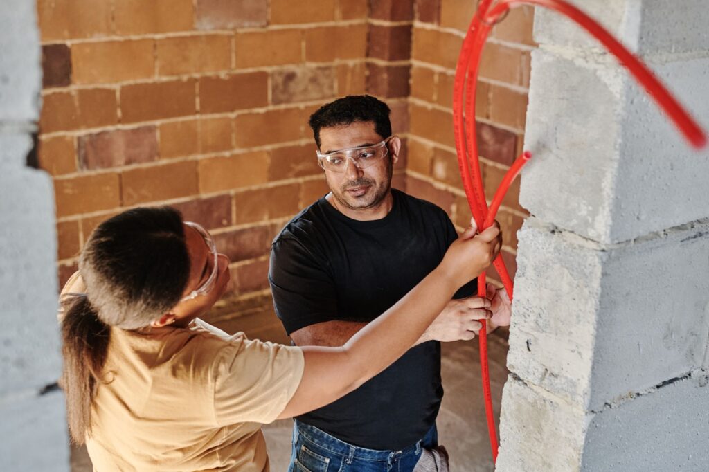 how to get more work as an electrician USA