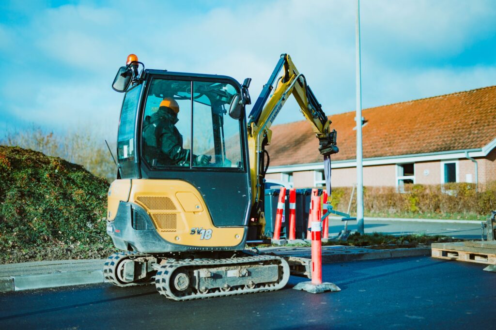 how groundworkers win commercial contracts faster quoting UK 2026