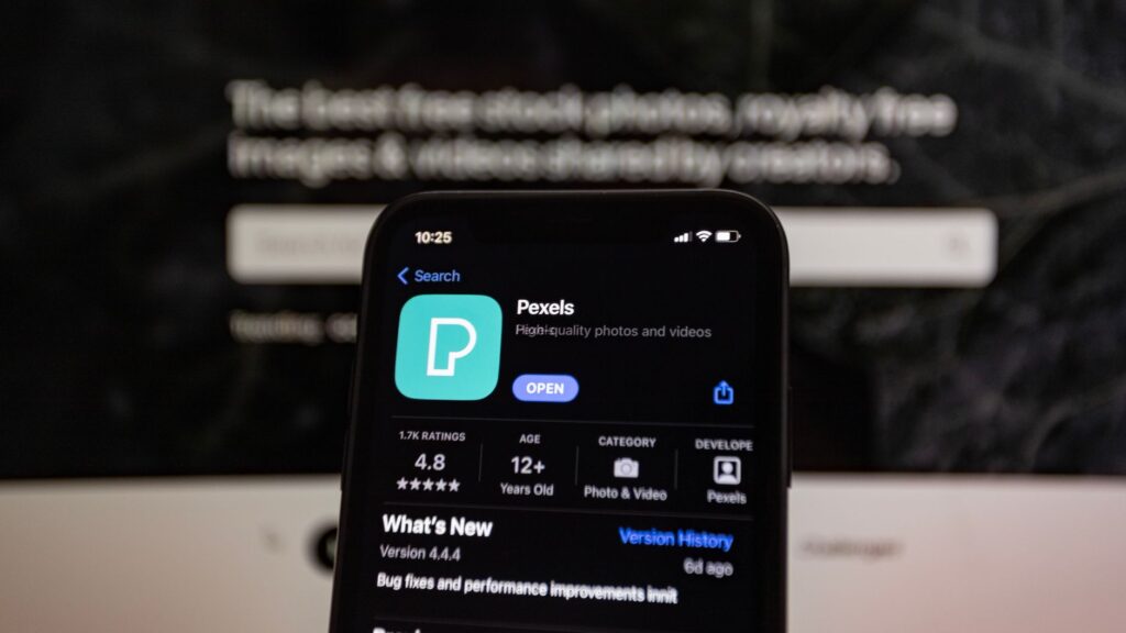Handyman quoting app screen showing saved job types with prices on a smartphone