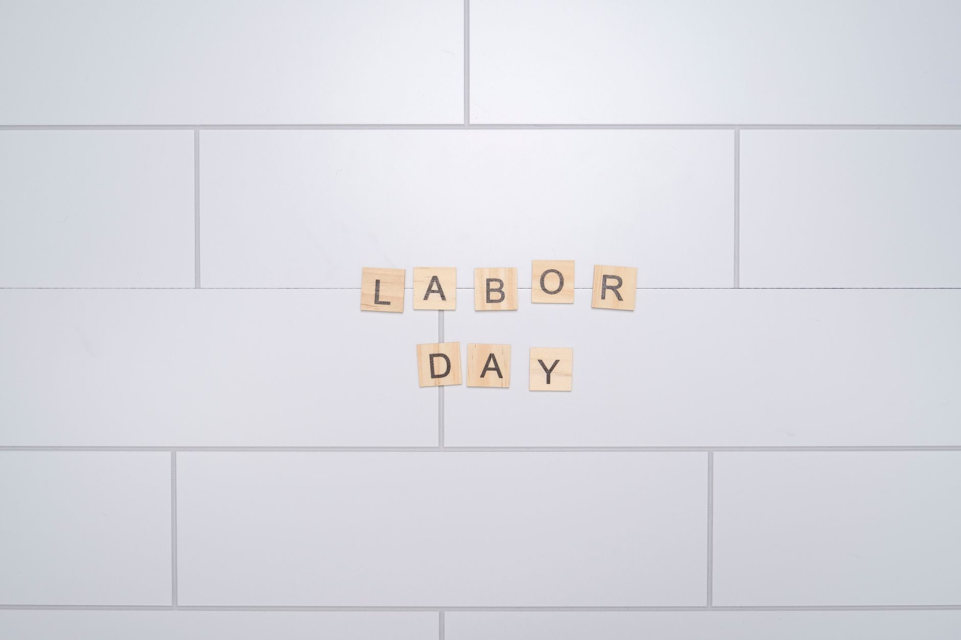 How to Quote for Tiling Work in the USA: Rates, Templates and Tips