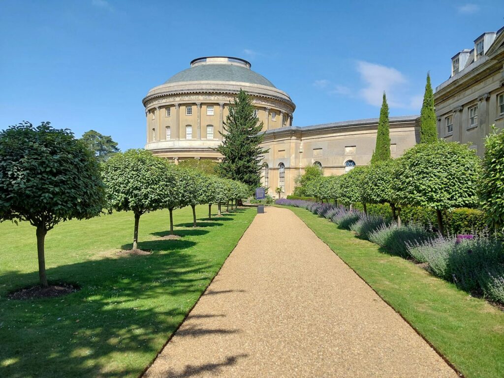 how to get more work as a landscaper UK