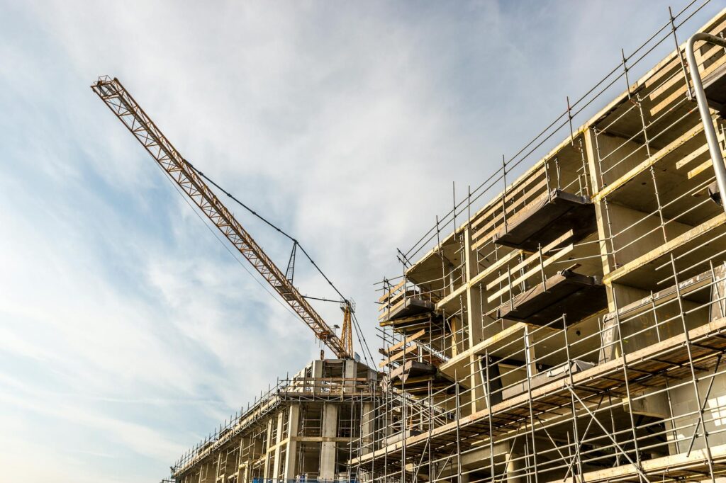 how to start a commercial construction company USA