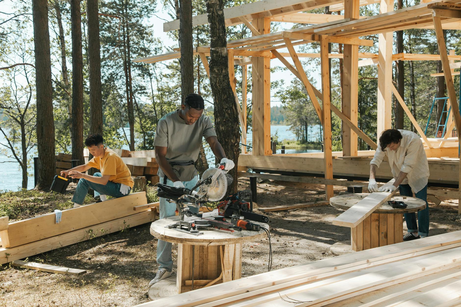 How to Get More Work as a Carpenter in the UK