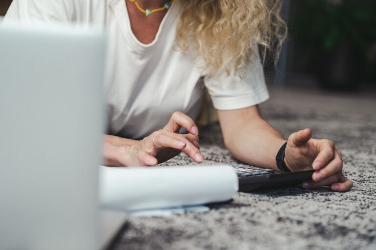 How to Manage Your Tax as a Self-Employed Tradesperson in the UK